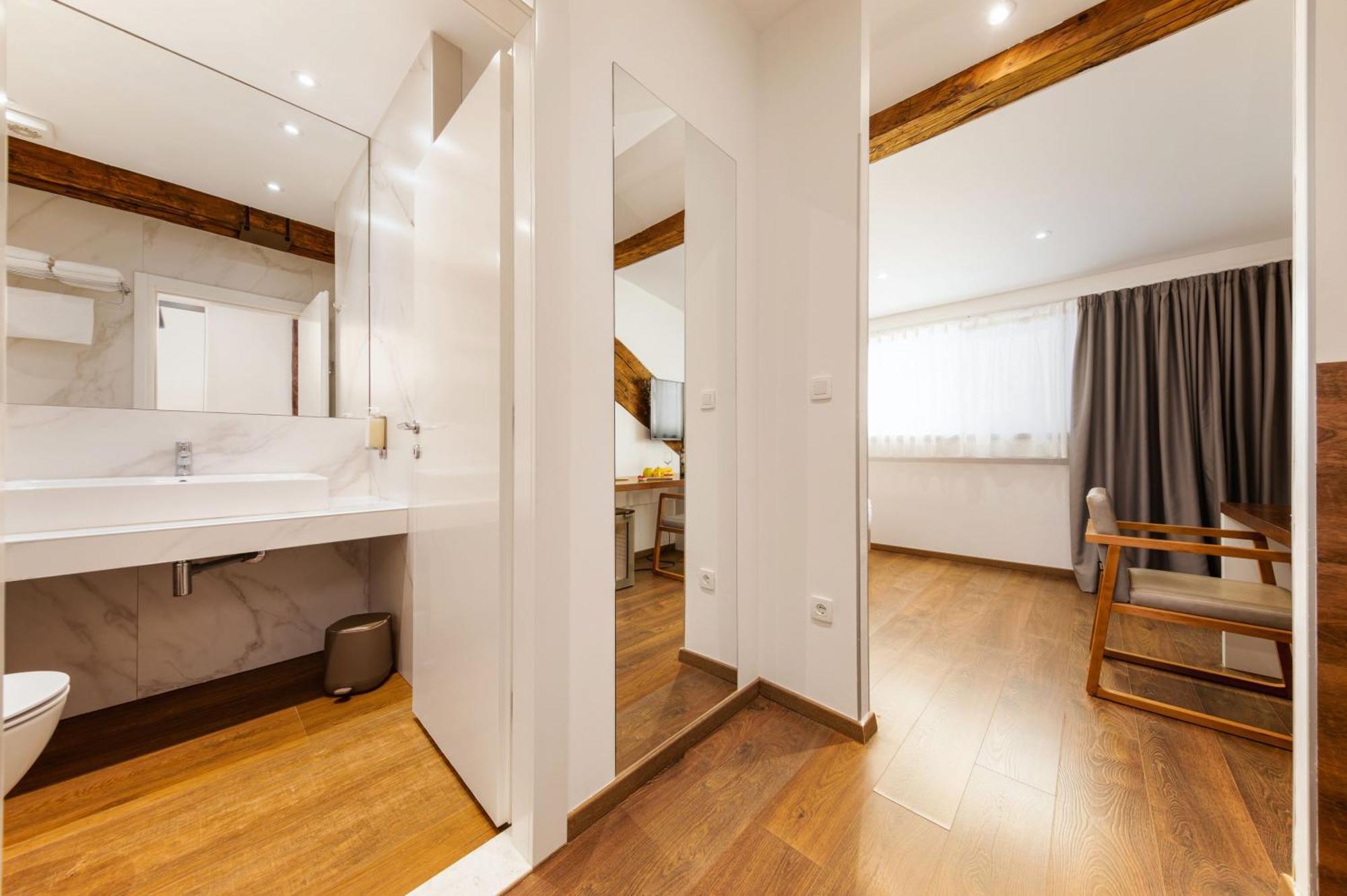 Azur Palace Luxury Rooms Split Eksteriør billede
