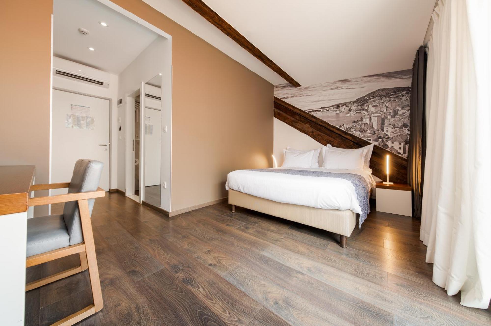 Azur Palace Luxury Rooms Split Eksteriør billede